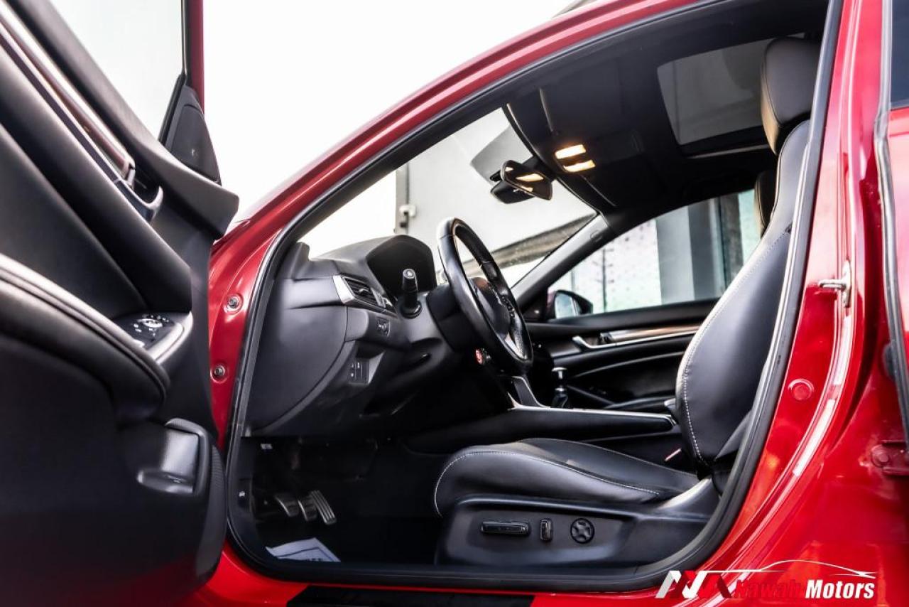 2020 Honda Accord Sedan SPORT|MANUAL|SUNROOF| HEATED SEATS|APPLE CARPLAY|ALLOYS| Photo4