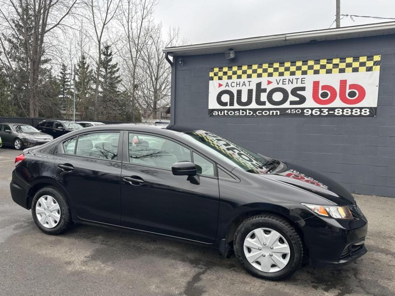 Used 2014 Honda Civic LX 4 portes CVT for sale in Laval, QC
