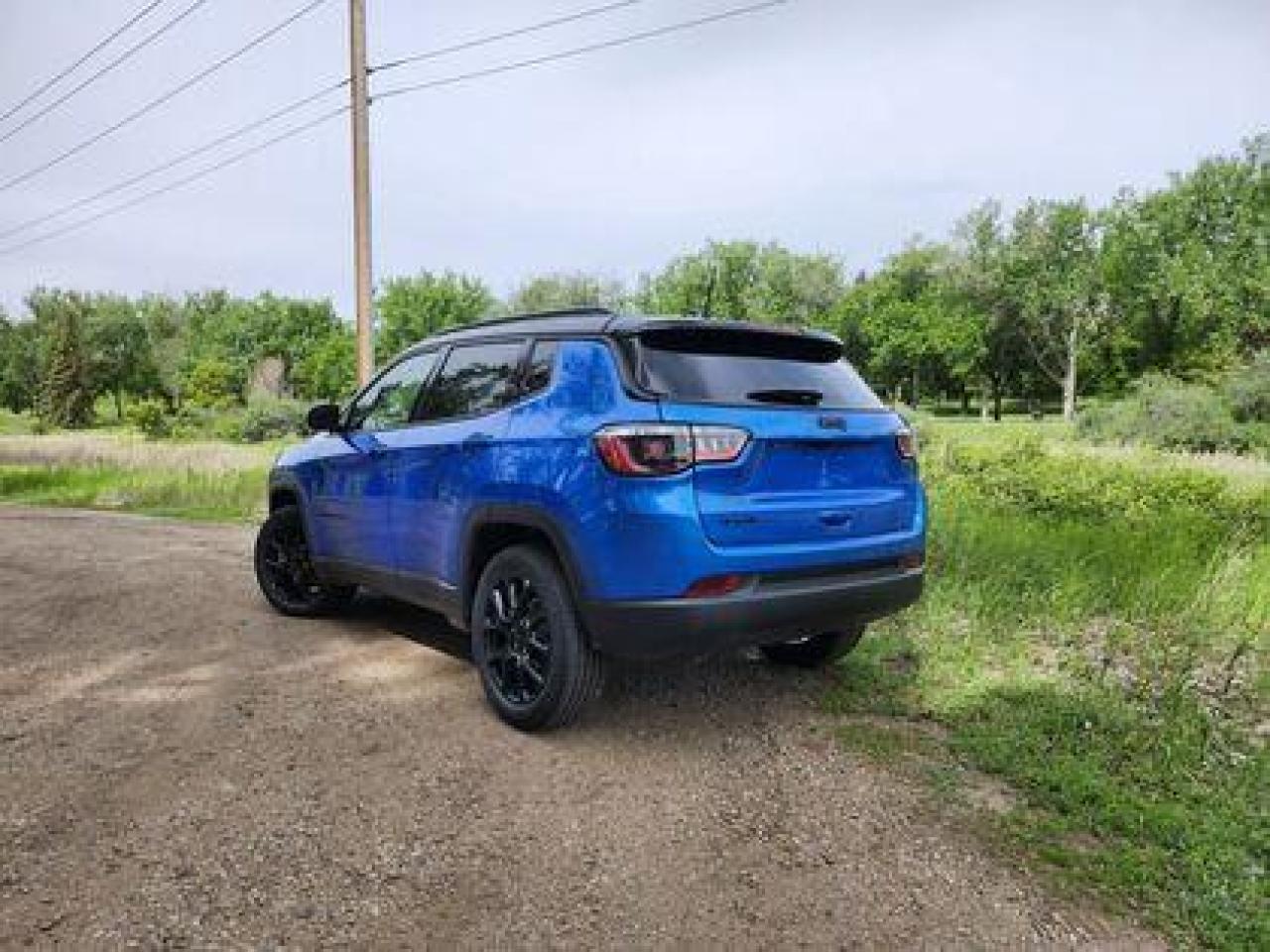 2024 Jeep Compass Altitude 4x4 #129 Photo3