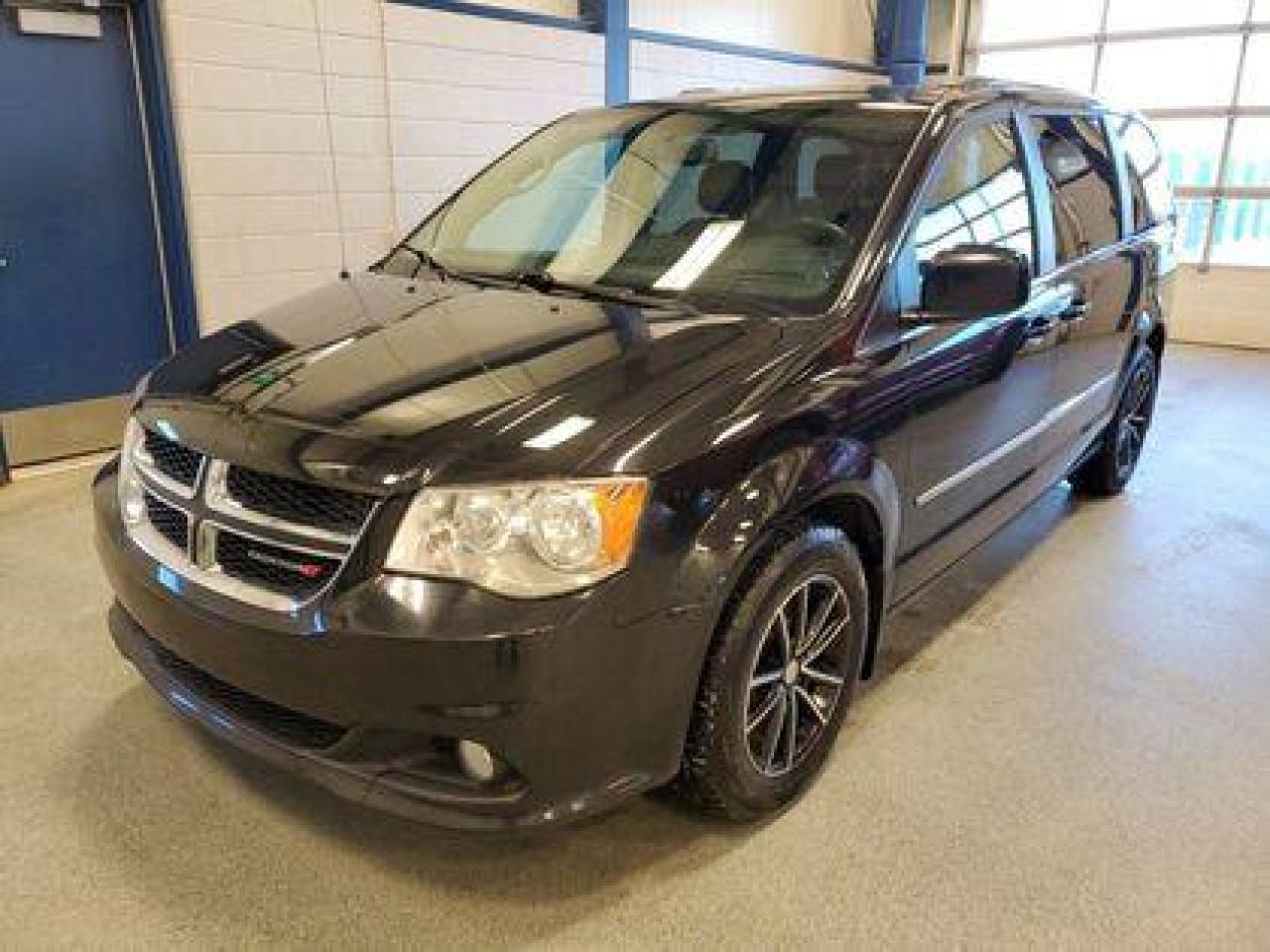Used 2017 Dodge Grand Caravan 4dr Wgn Crew Plus for sale in Moose Jaw, SK