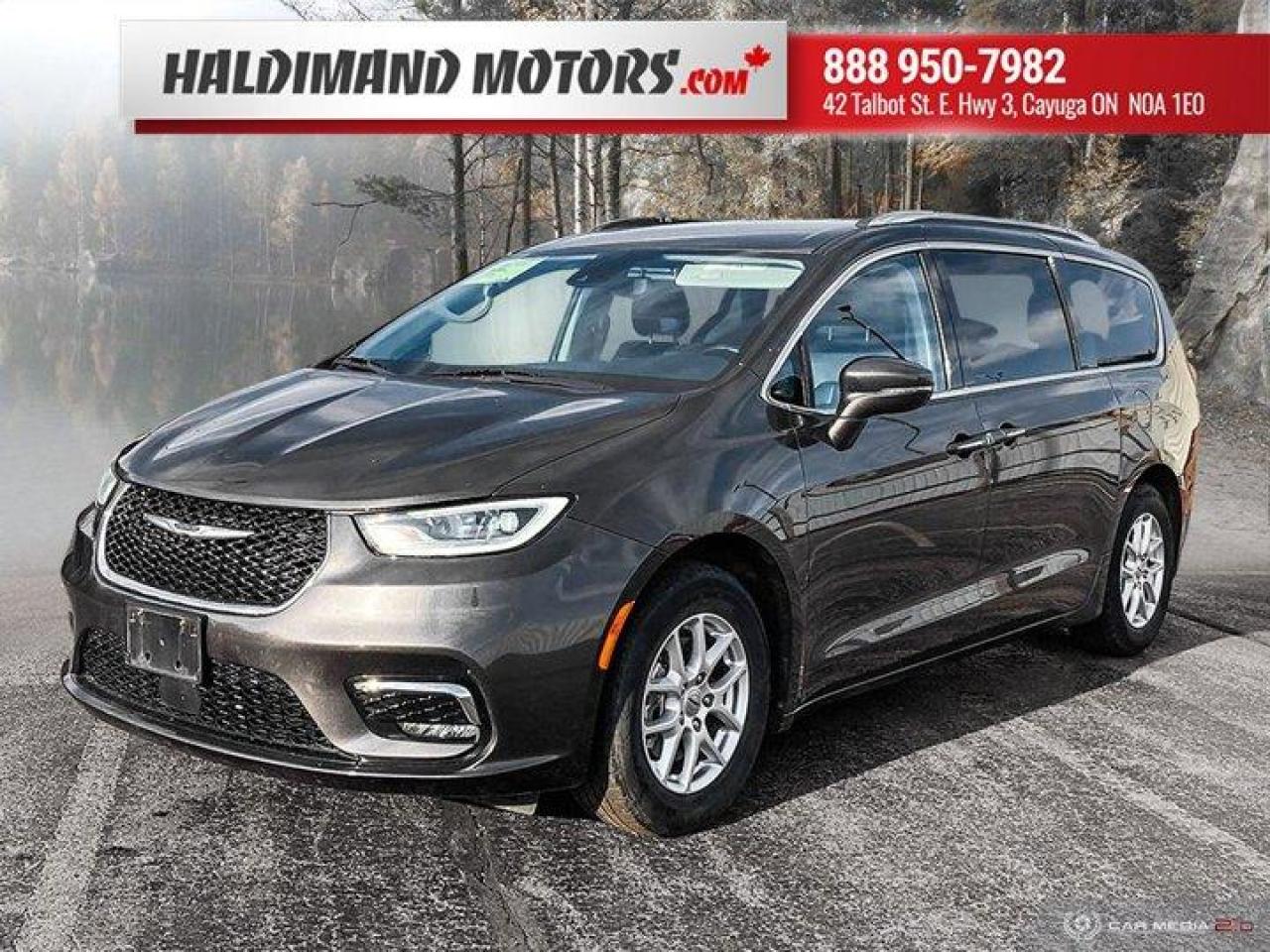 Used 2021 Chrysler Pacifica Touring-L for sale in Cayuga, ON
