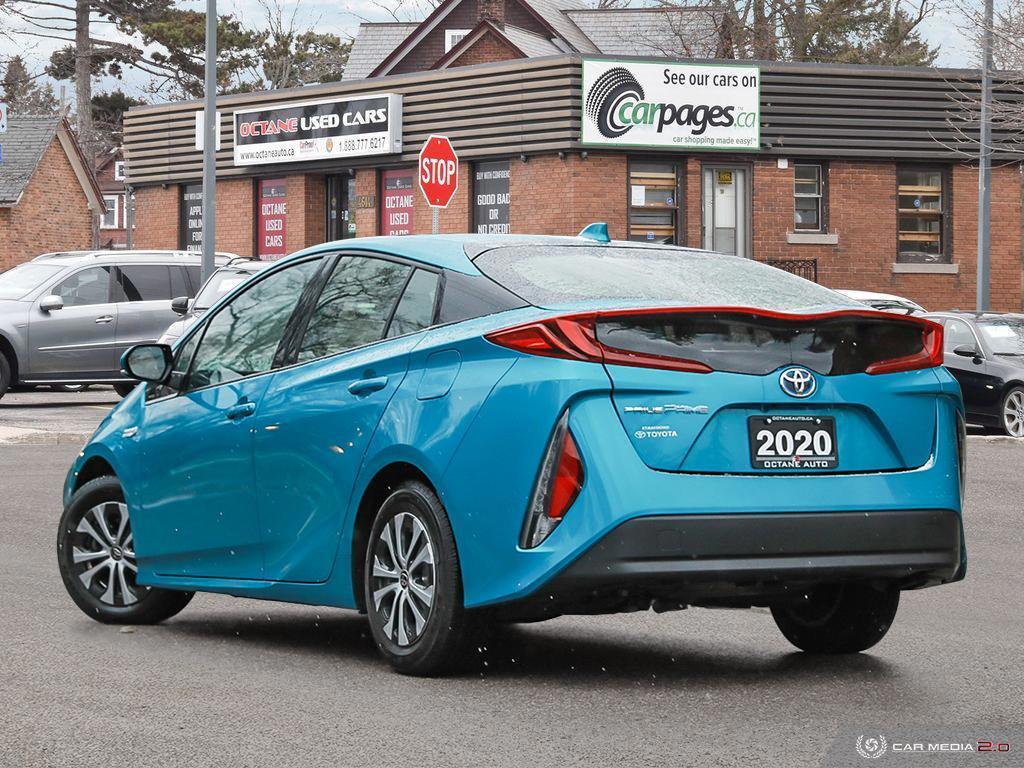 2020 Toyota Prius Prime LE - Photo #4