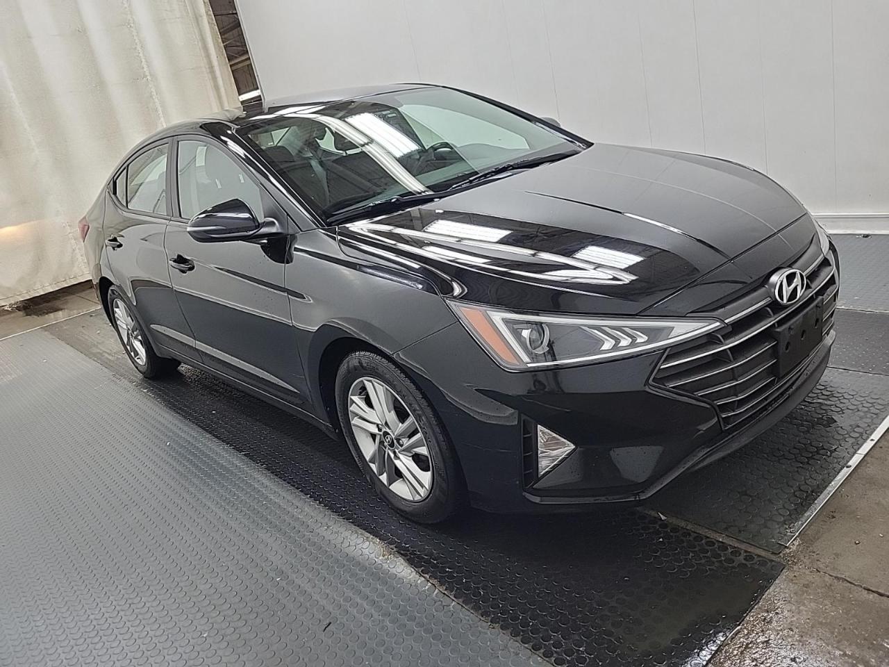 Used 2019 Hyundai Elantra Preferred  BLIND SPOT / HTD STEERING / CARPLAY/ANDROID for sale in Mississauga, ON