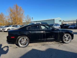 2013 Dodge Charger  - Photo #4