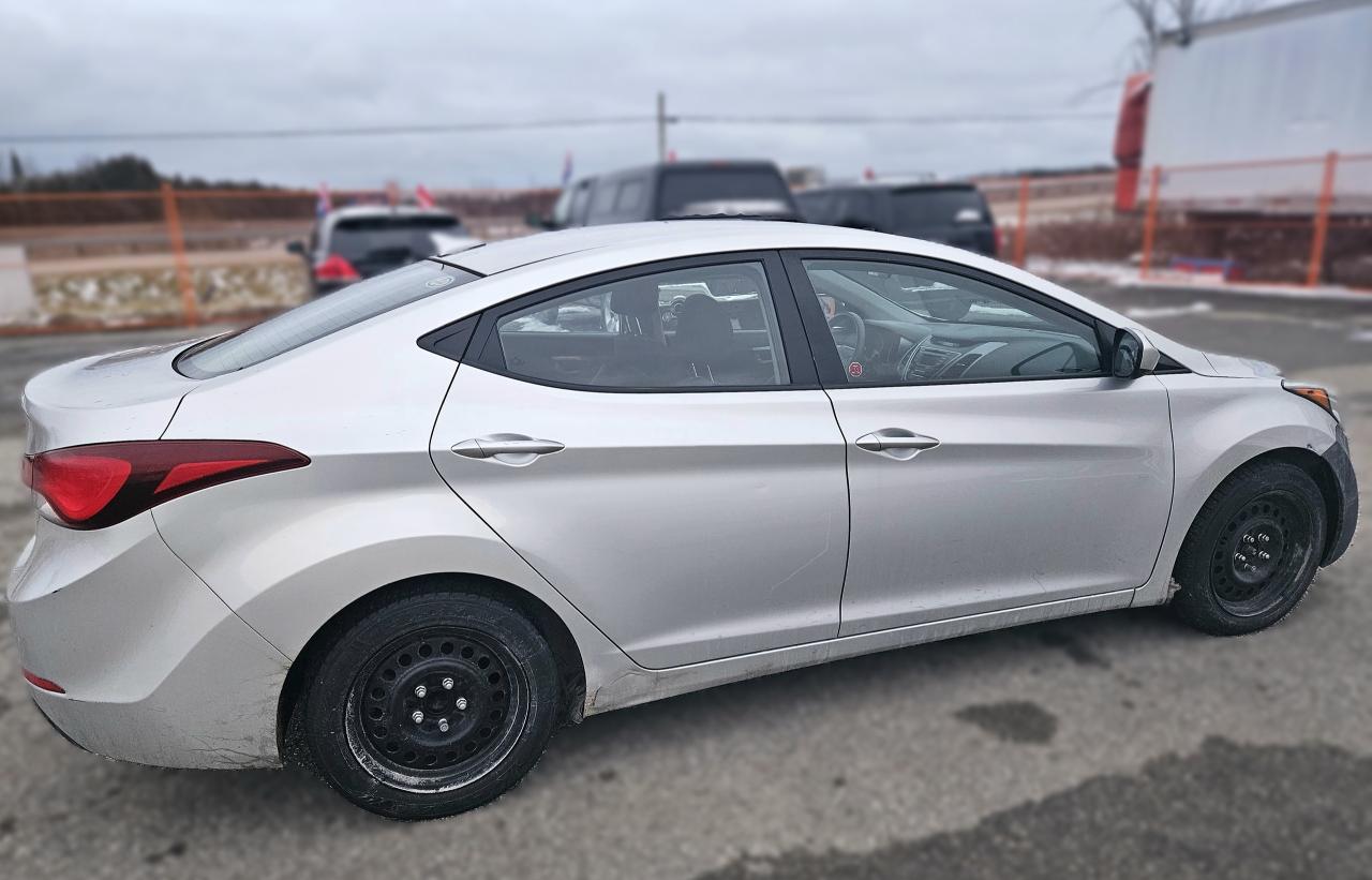 Used 2016 Hyundai Elantra GL for sale in Hillsburgh, ON