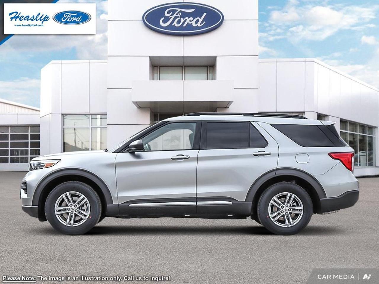 2024 Ford Explorer XLT Photo5