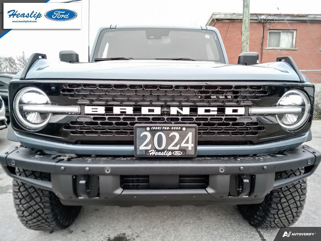 2024 Ford Bronco WildTrak Photo5