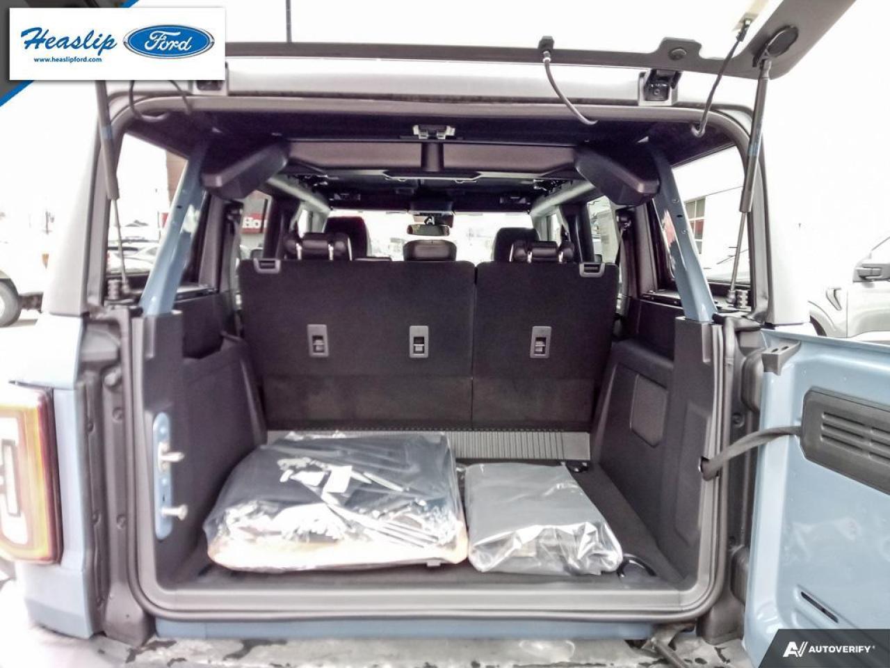 2024 Ford Bronco WildTrak Photo5