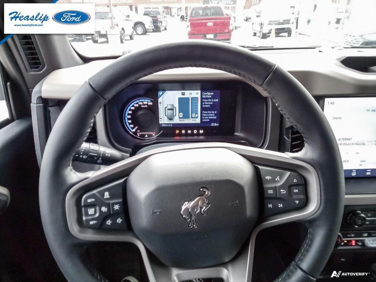 2024 Ford Bronco WildTrak Photo5