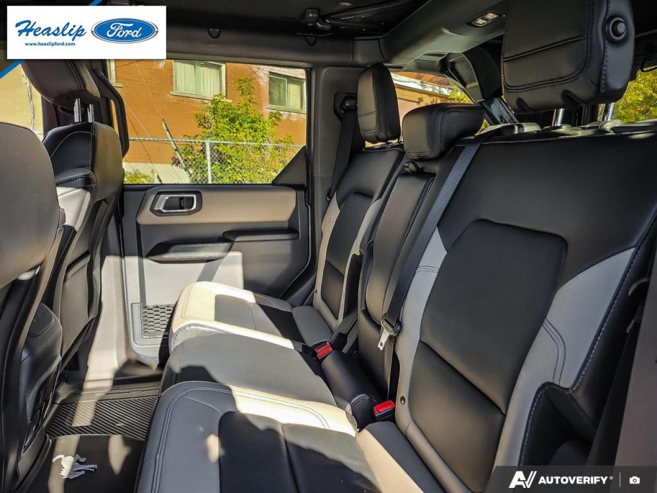 2024 Ford Bronco WildTrak Photo5