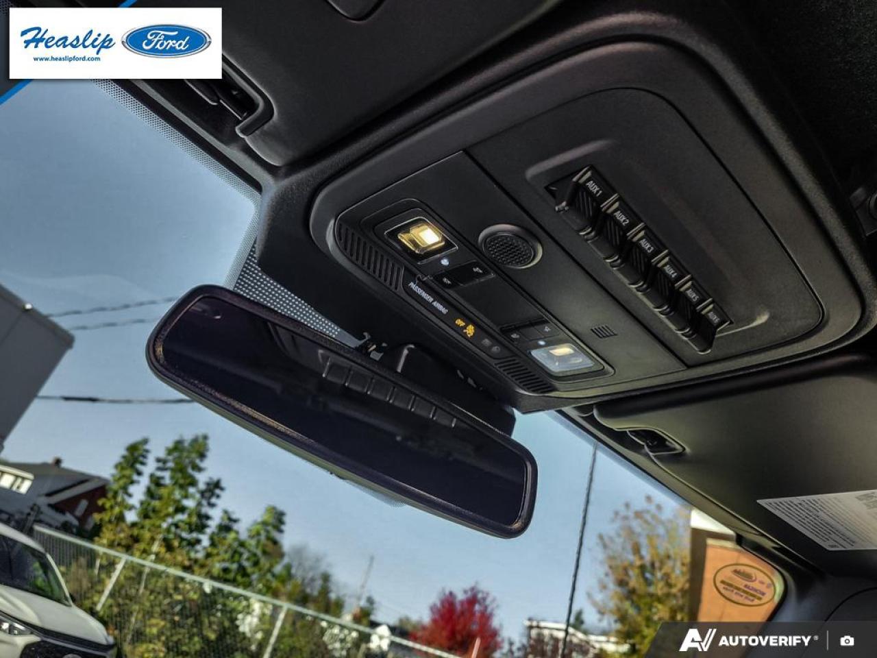 2024 Ford Bronco WildTrak Photo5