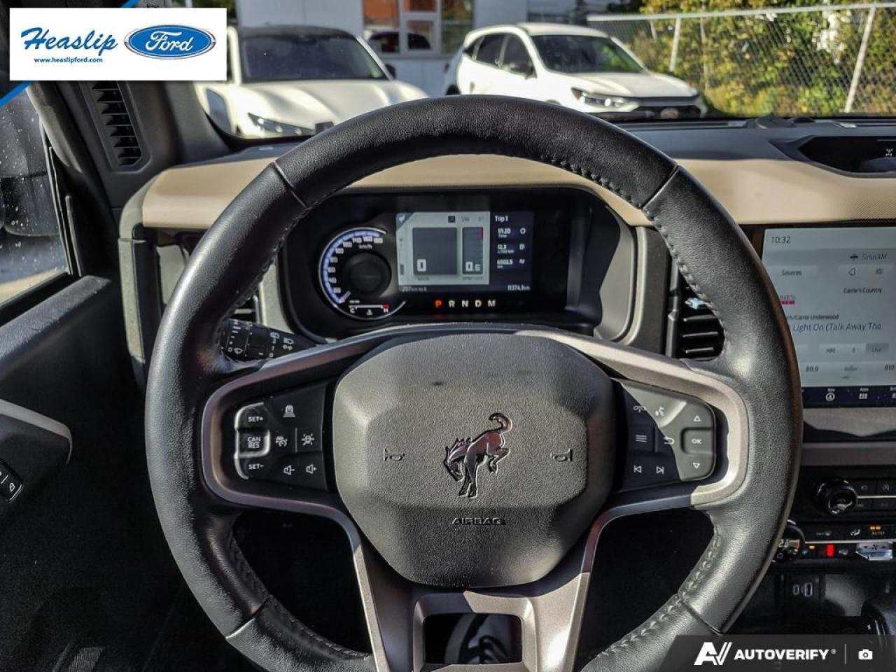 2024 Ford Bronco WildTrak Photo5