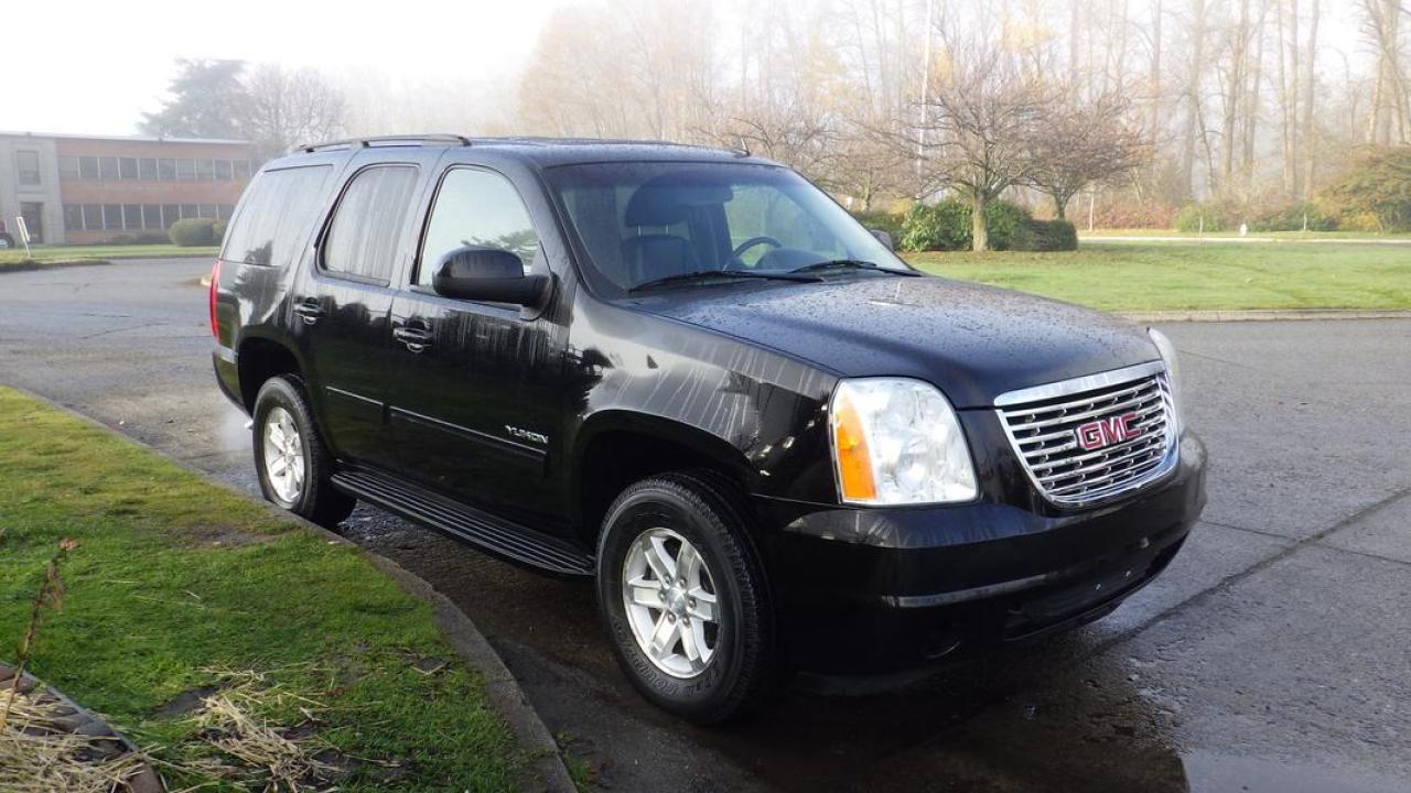 Used 2013 GMC Yukon SLE 4WD r row seating  SUV for sale in Burnaby, BC