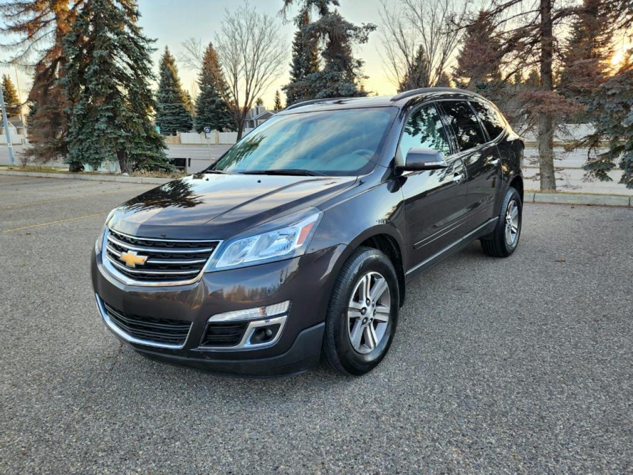 Used 2017 Chevrolet Traverse LT AWD | BLUETOOTH | BACKUP CAM | $0 DOWN for sale in Calgary, AB