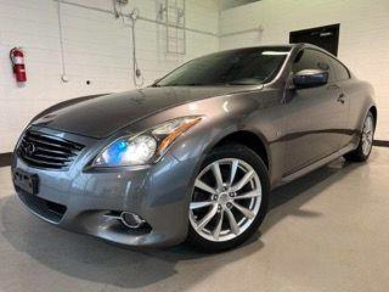 Used 2014 Infiniti Q60 Premium for sale in Oakville, ON