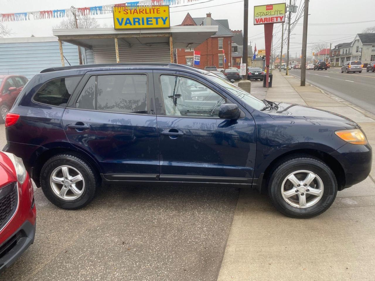 2009 Hyundai Santa Fe GLS AWD 4dr 3.3L Auto - Photo #7