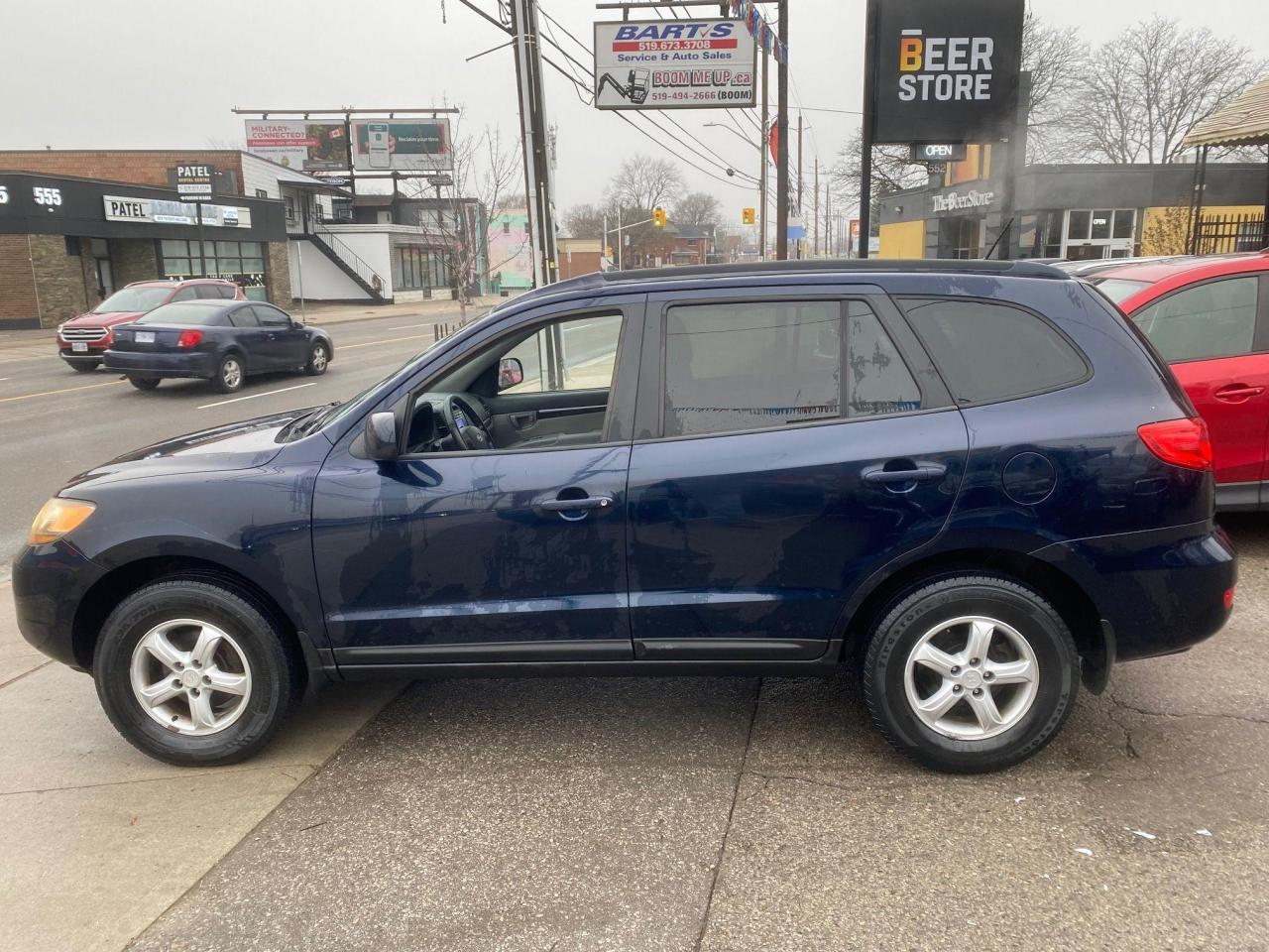 2009 Hyundai Santa Fe GLS AWD 4dr 3.3L Auto - Photo #22