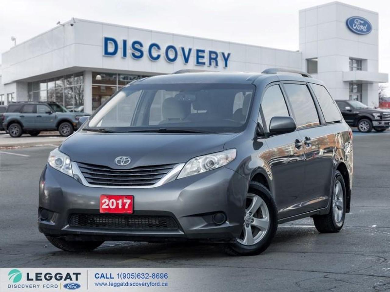 Used 2017 Toyota Sienna 5DR LE 8-PASS FWD for sale in Burlington, ON
