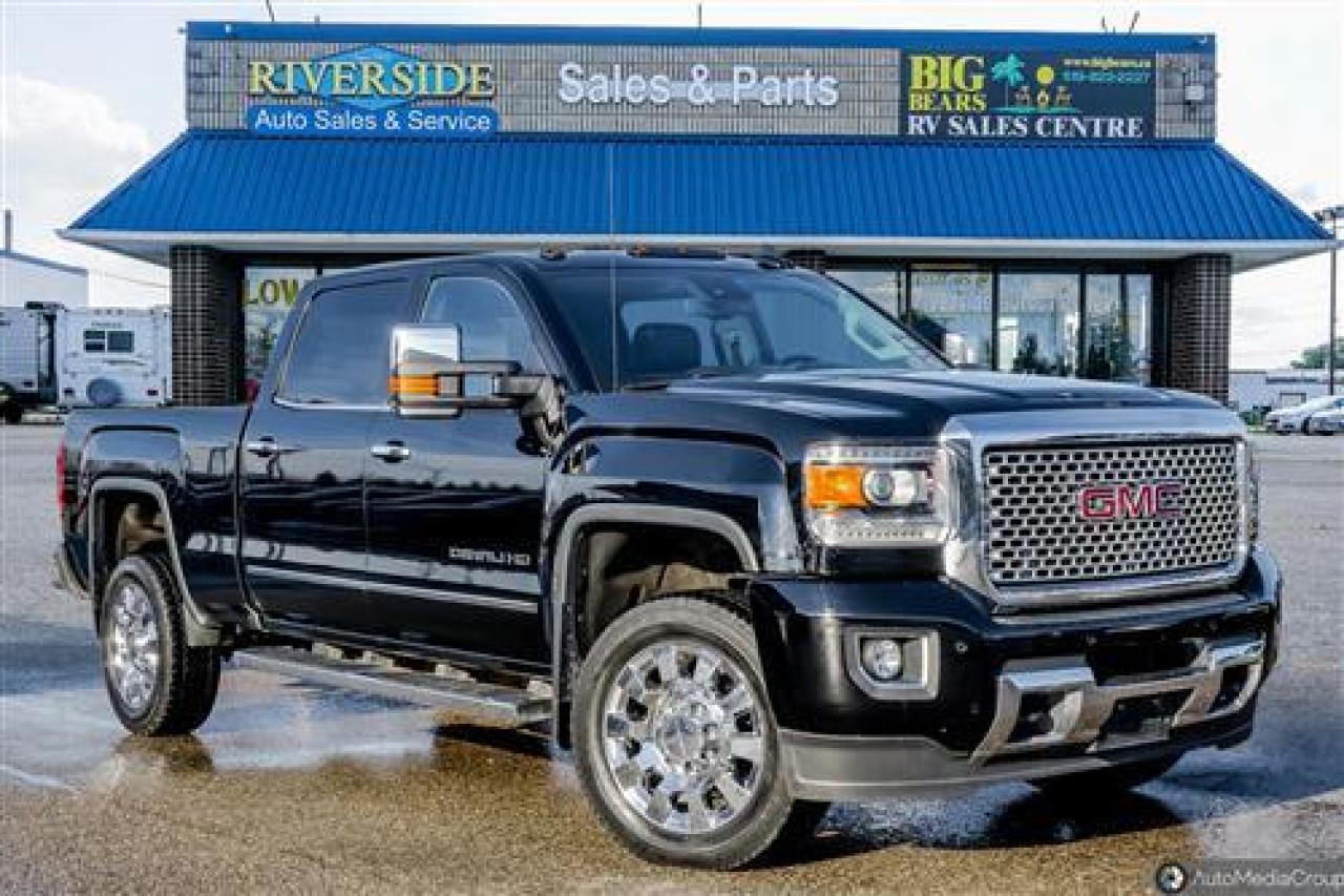 Used 2016 GMC Sierra 2500 HD Denali for sale in Guelph, ON