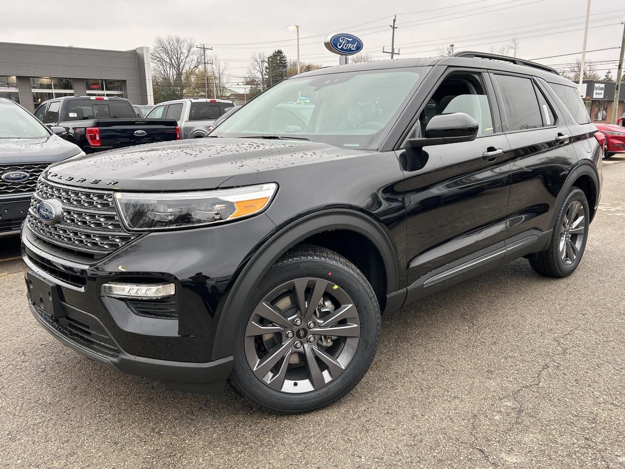 New 2023 Ford Explorer XLT  - Sunroof for sale in Caledonia, ON