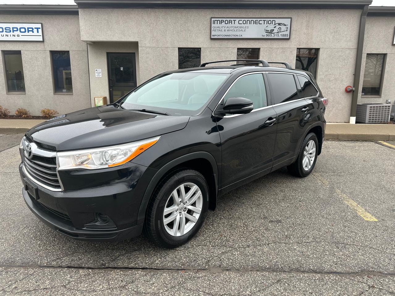 2014 Toyota Highlander AWD 4dr LE..8 PASSENGER!.NO ACCIDENTS..CERTIFIED !