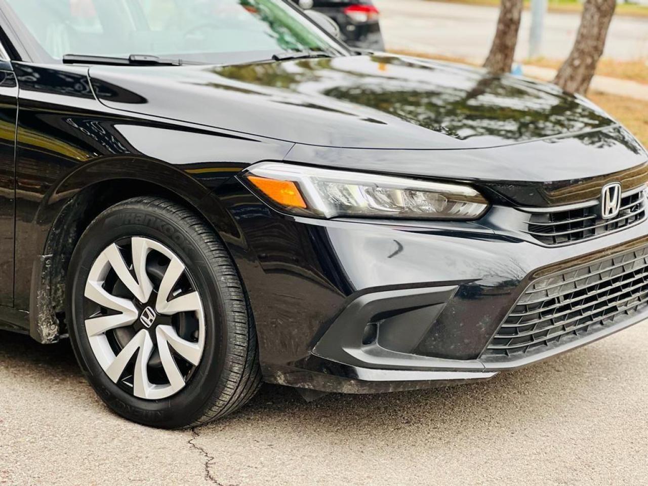 2022 Honda Civic LX Photo3