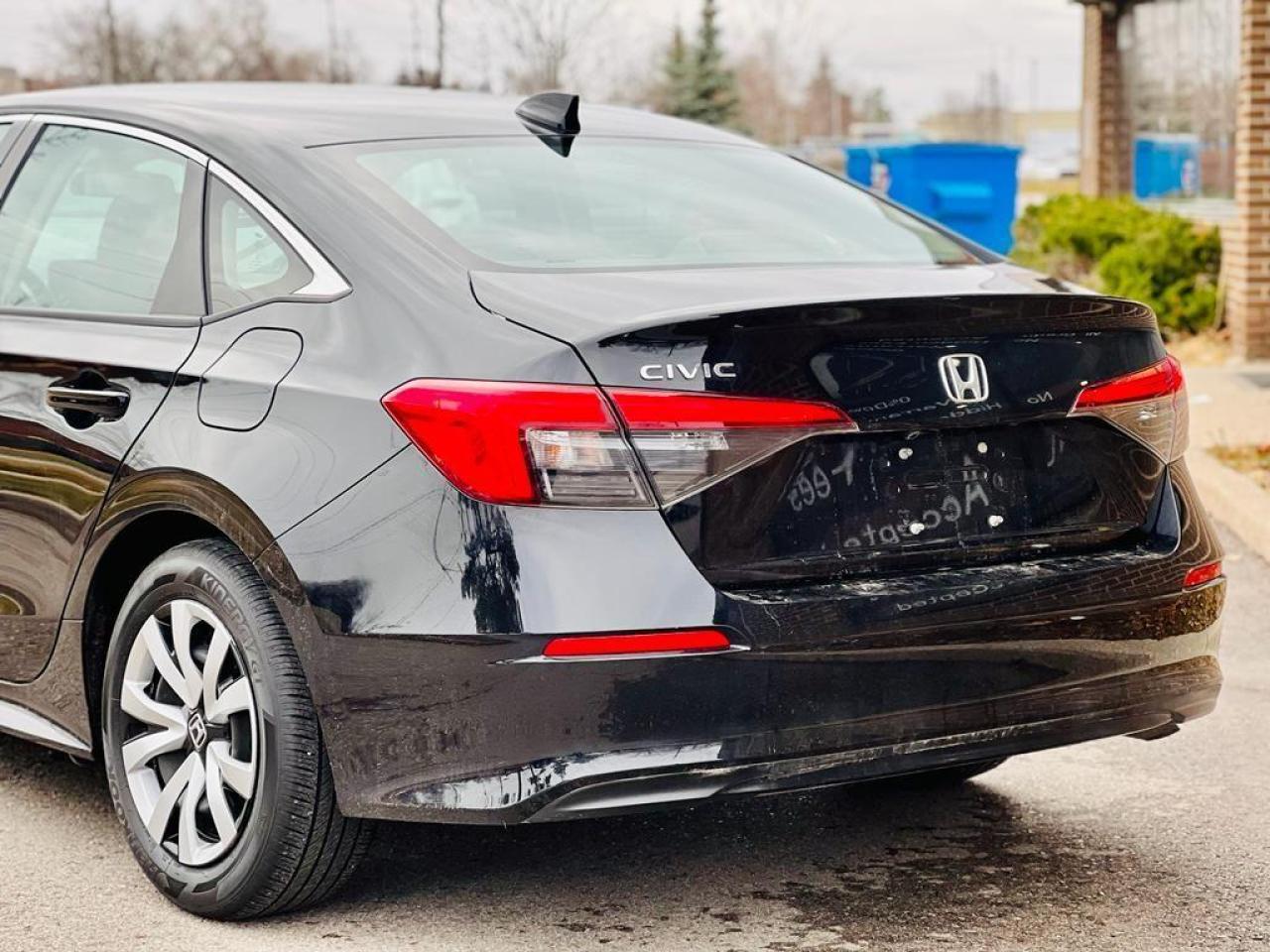 2022 Honda Civic LX Photo4