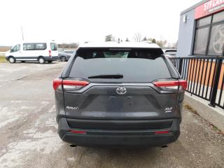 2020 Toyota RAV4 | sunroof | heated seats | backup camera - Photo #3