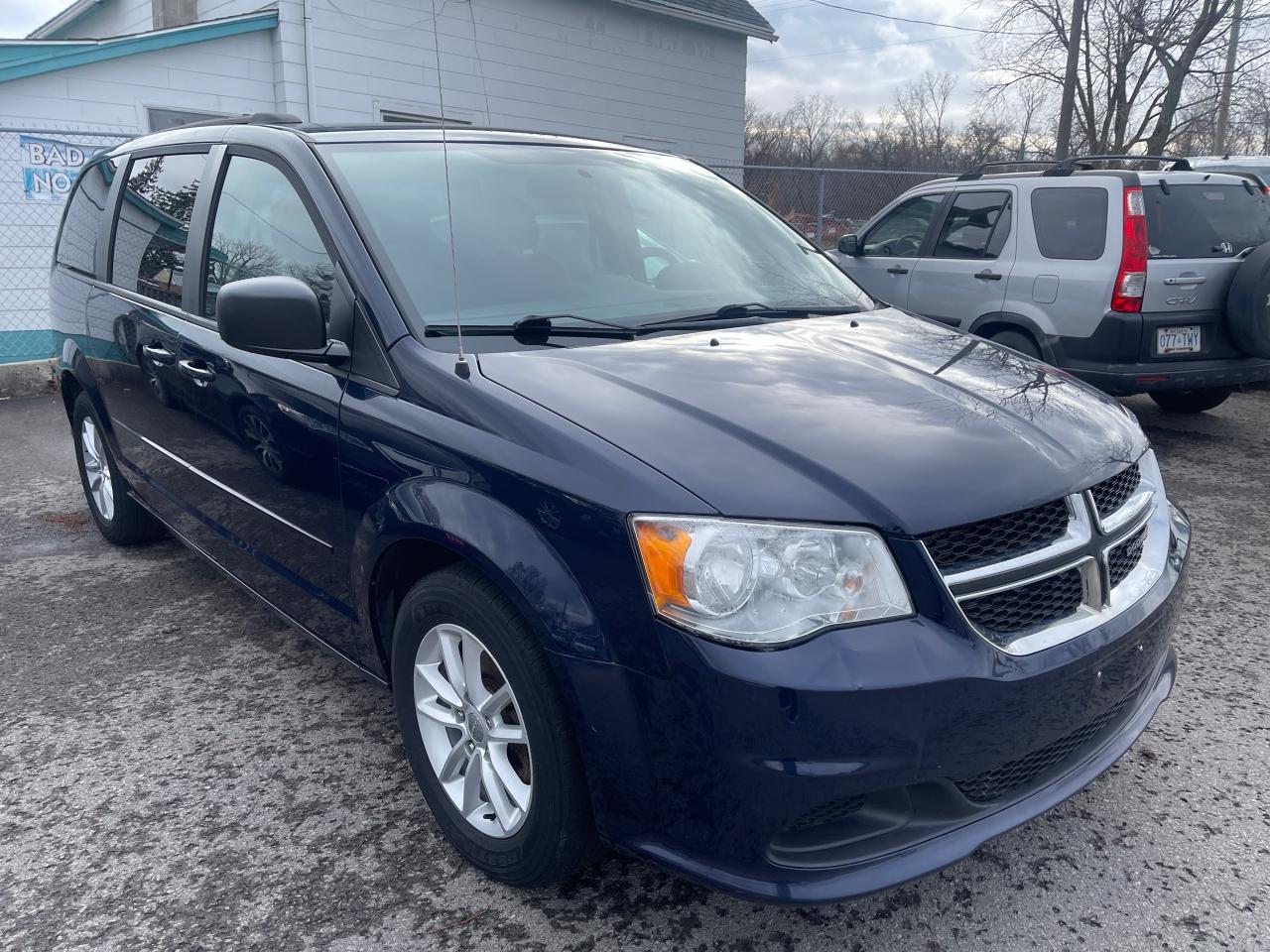 Used 2015 Dodge Grand Caravan SXT, Alloys, DVD Player, Back-up-Camera for sale in St Catharines, ON