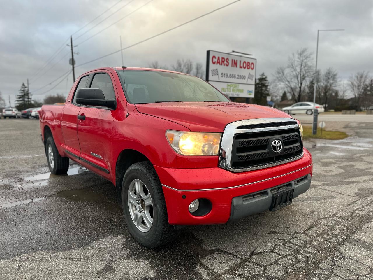 Used 2011 Toyota Tundra SR5 for sale in Komoka, ON