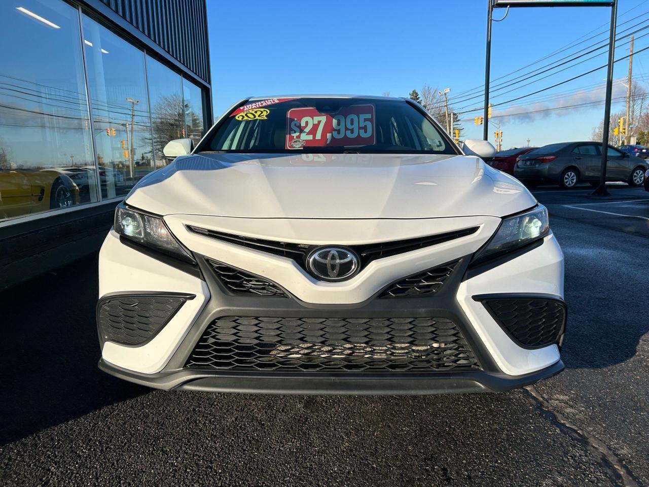 2021 Toyota Camry SE - FROM $199 BIWEEKLY OAC - Photo #3