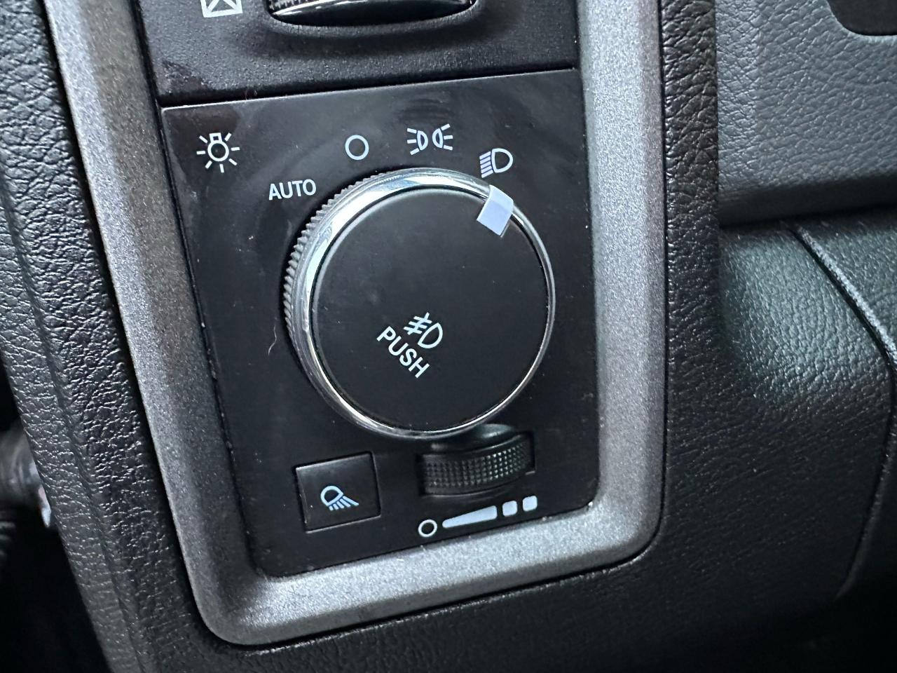 2015 RAM 1500 ST - Photo #18