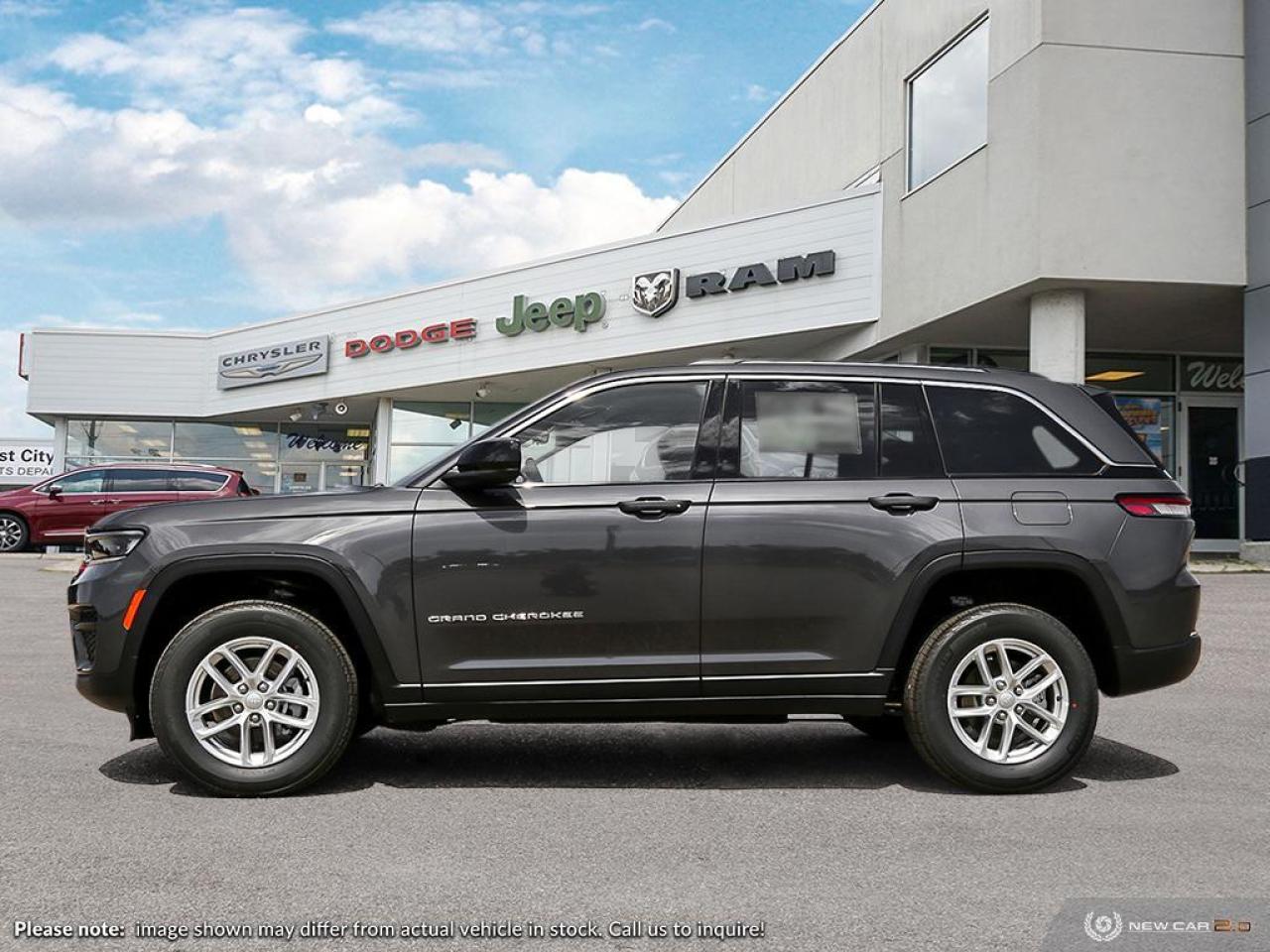 2024 Jeep Grand Cherokee Laredo Photo2
