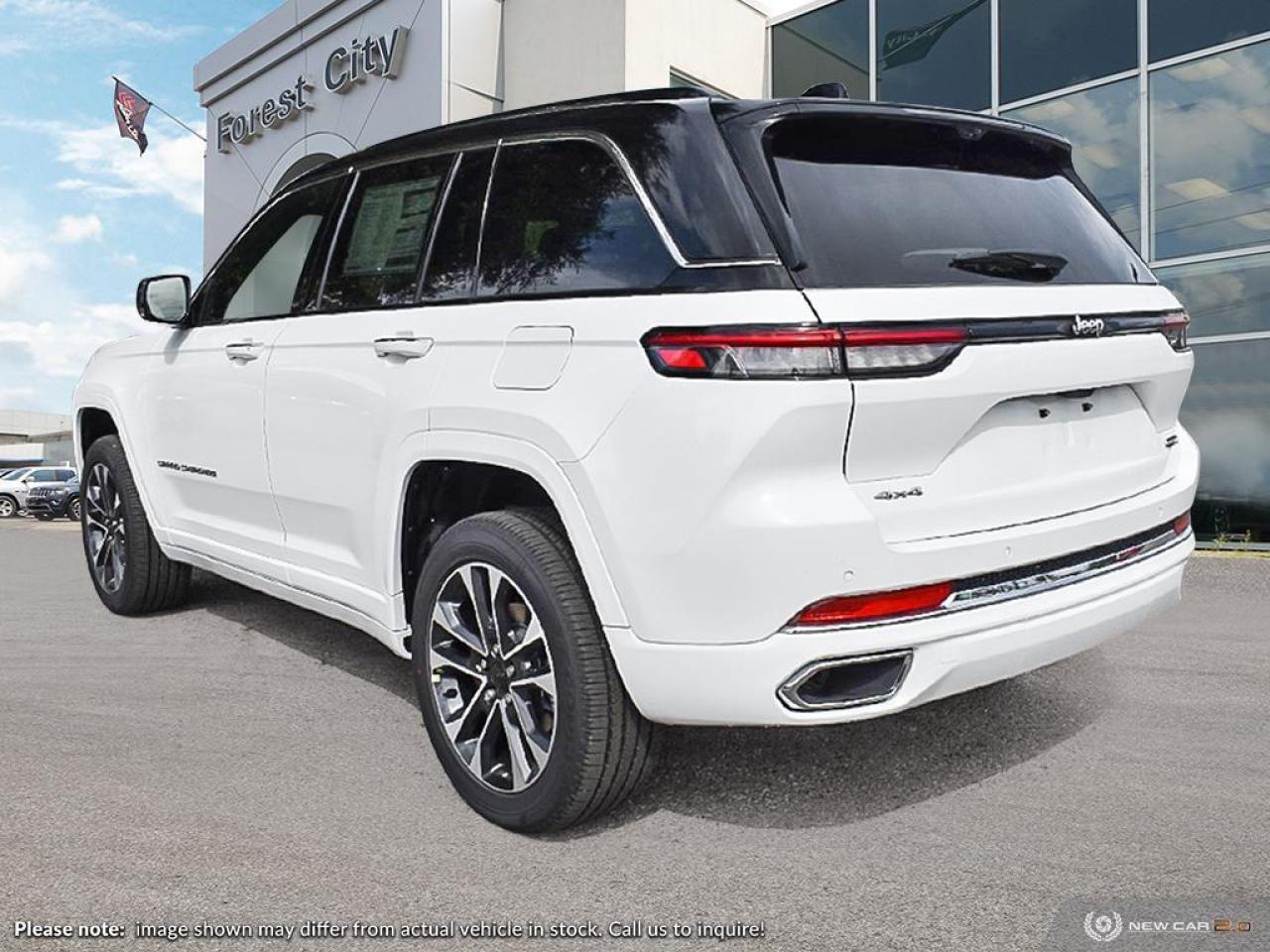 2024 Jeep Grand Cherokee Overland Photo3