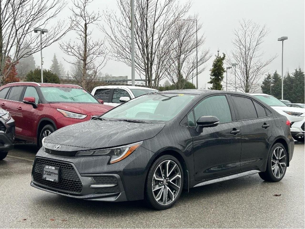 Used 2020 Toyota Corolla 4-door Sedan SE CVT for sale in Surrey, BC