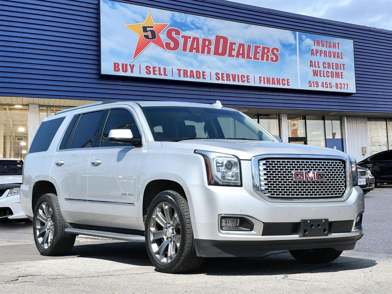 Used 2016 GMC Yukon NAV LEATHER PANO ROOF MINT! WE FINANCE ALL CREDIT! for sale in London, ON
