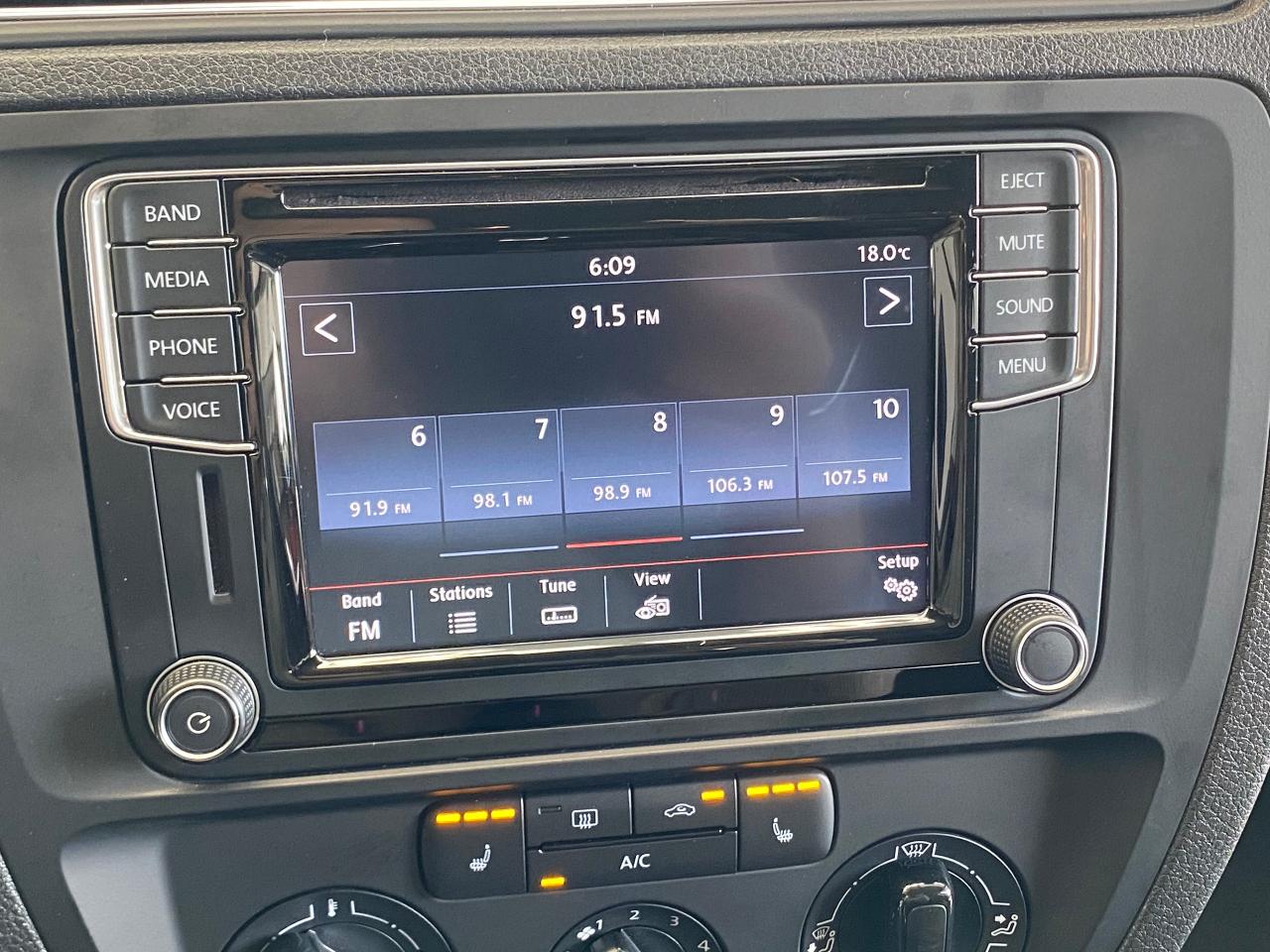2016 Volkswagen Jetta Trendline+Camera+ApplePlay+HeatedSeats Photo30