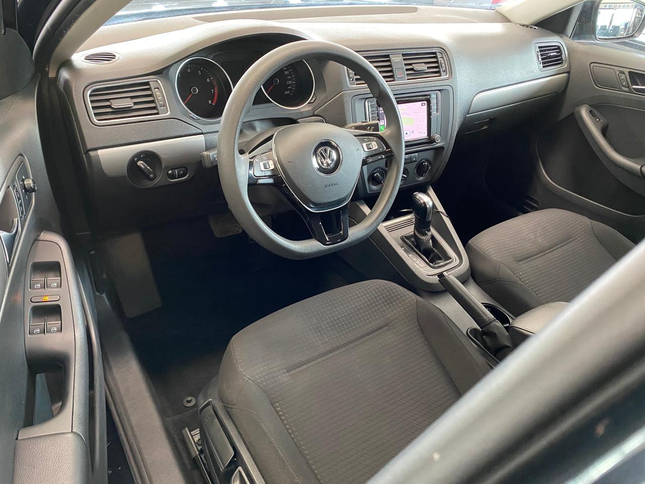 2016 Volkswagen Jetta Trendline+Camera+ApplePlay+HeatedSeats - Photo #17