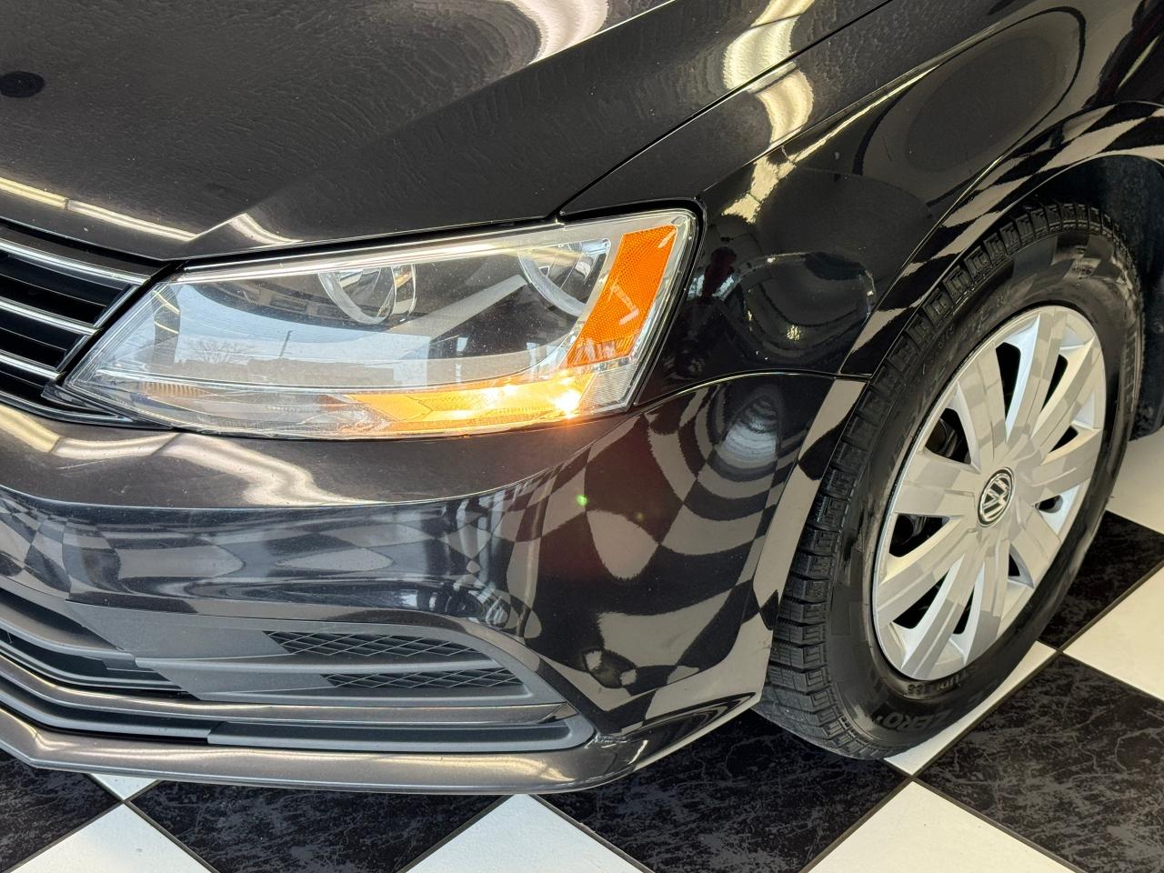 2016 Volkswagen Jetta Trendline+Camera+ApplePlay+HeatedSeats Photo107
