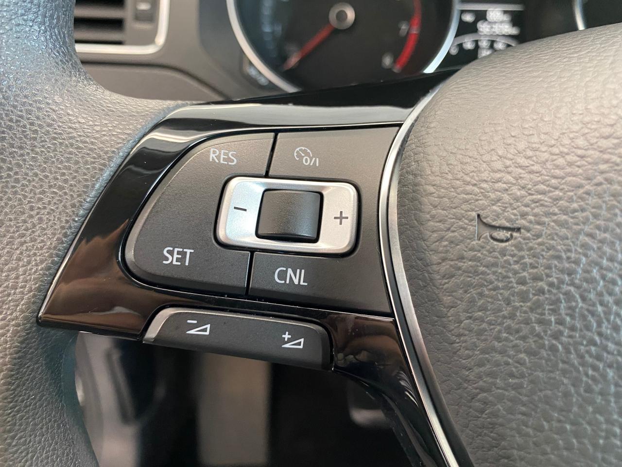 2016 Volkswagen Jetta Trendline+Camera+ApplePlay+HeatedSeats Photo53