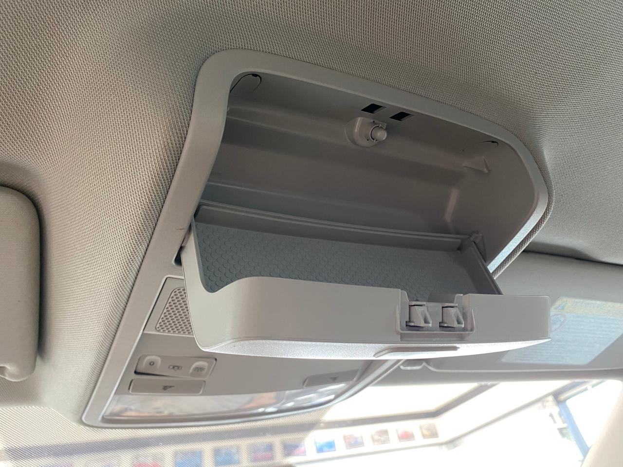 2016 Volkswagen Jetta Trendline+Camera+ApplePlay+HeatedSeats Photo48