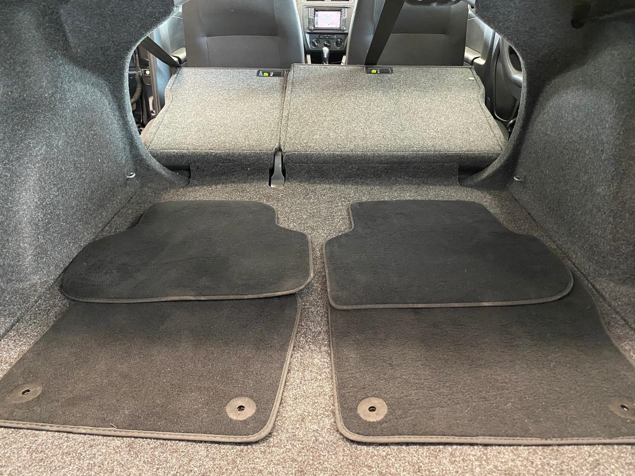 2016 Volkswagen Jetta Trendline+Camera+ApplePlay+HeatedSeats - Photo #26