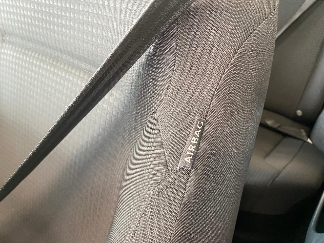 2016 Volkswagen Jetta Trendline+Camera+ApplePlay+HeatedSeats - Photo #42