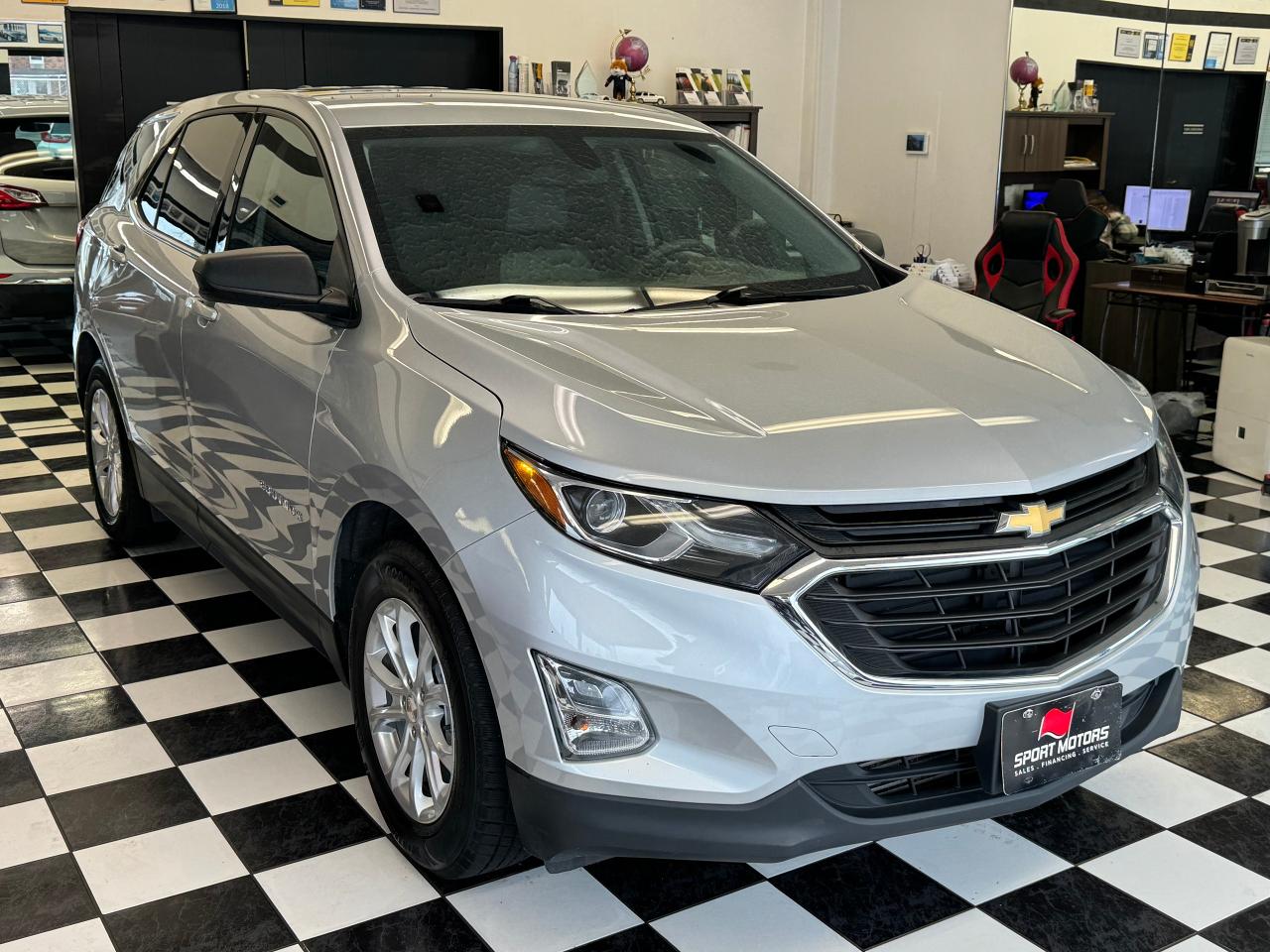 2018 Chevrolet Equinox LS+Camera+RemoteStart+New Tires+Brakes+CLEANCARFAX - Photo #5