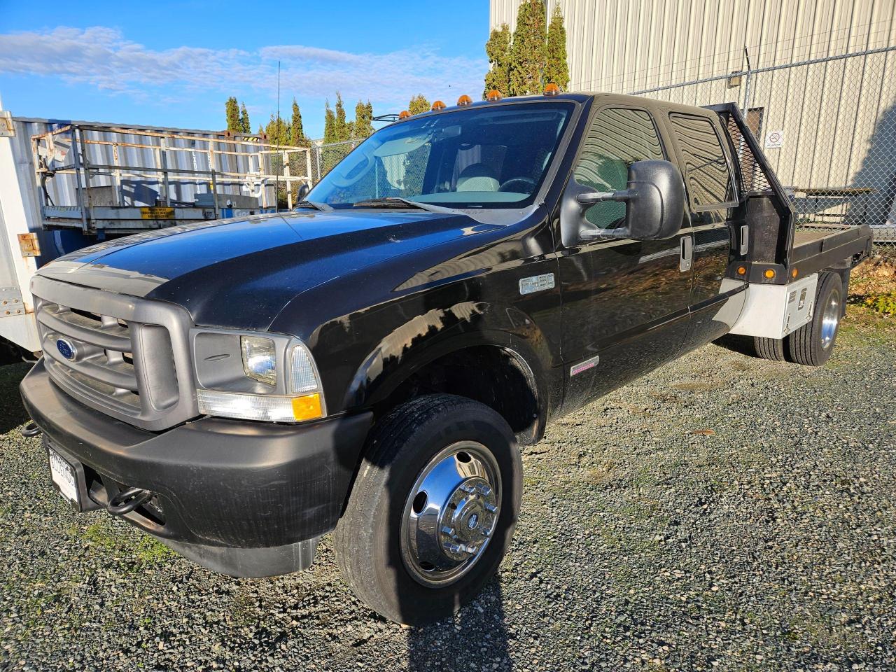 Used 2003 Ford F-450  for sale in Parksville, BC