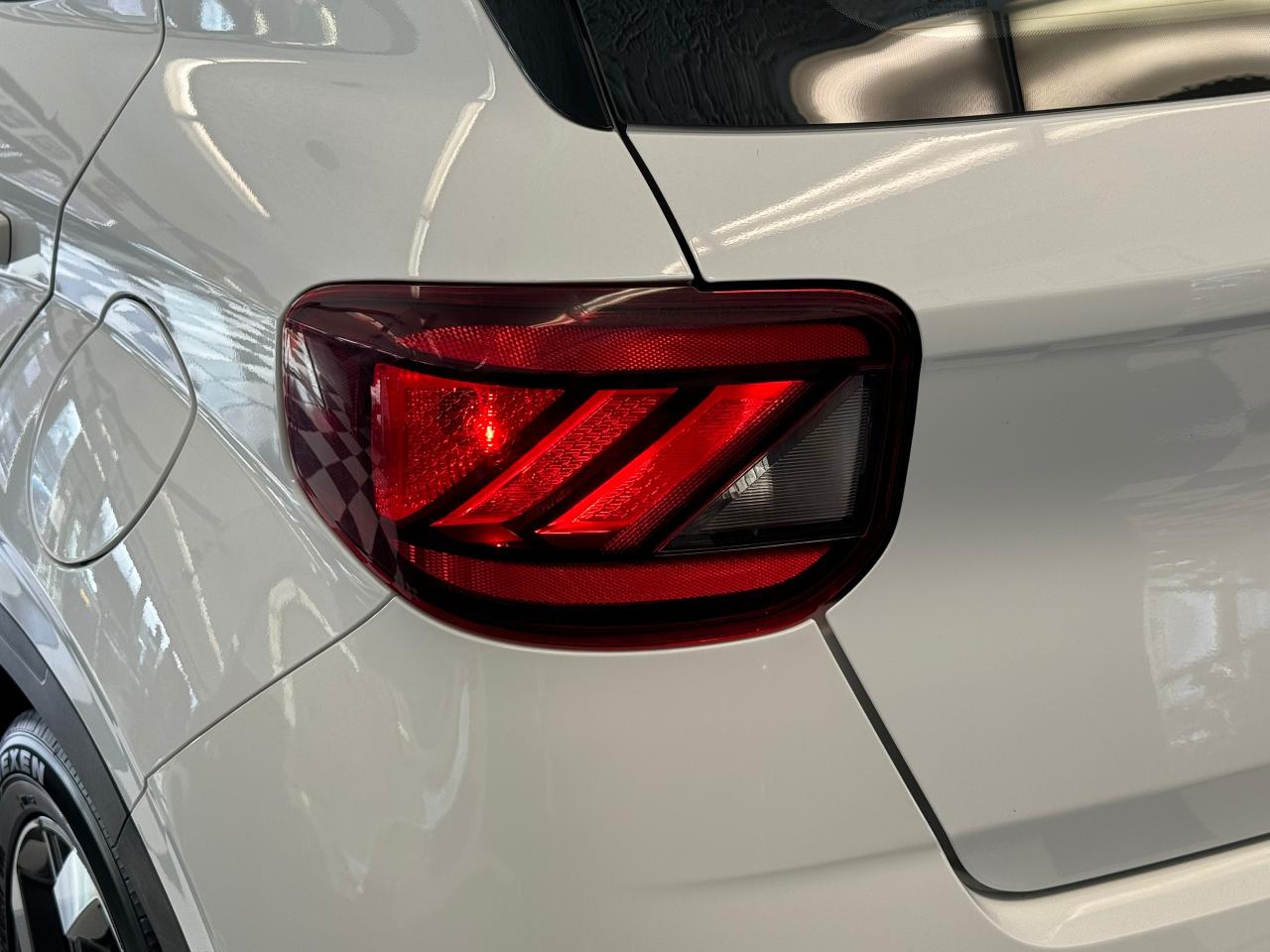 2021 Hyundai Venue Trend+Remote Start+Roof+ApplePlay+Heated Seats+CAM - Photo #62