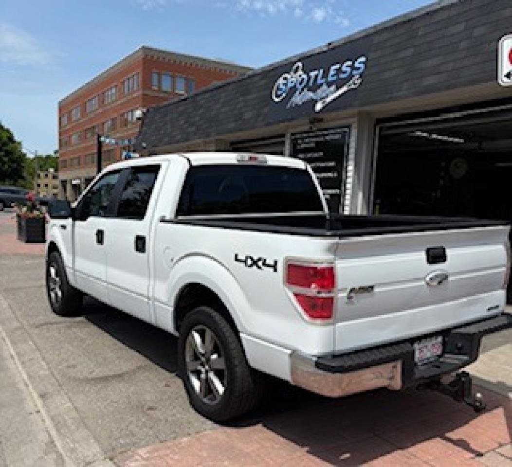 2012 Ford F-150 XLT - Photo #2