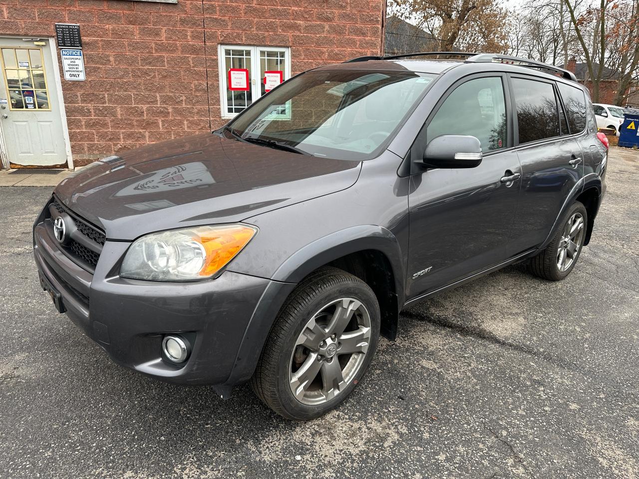 Used 2011 Toyota RAV4 Sport 2.5L 4WD/ONE OWNER/SUNROOF/CERTIFIED for sale in Cambridge, ON