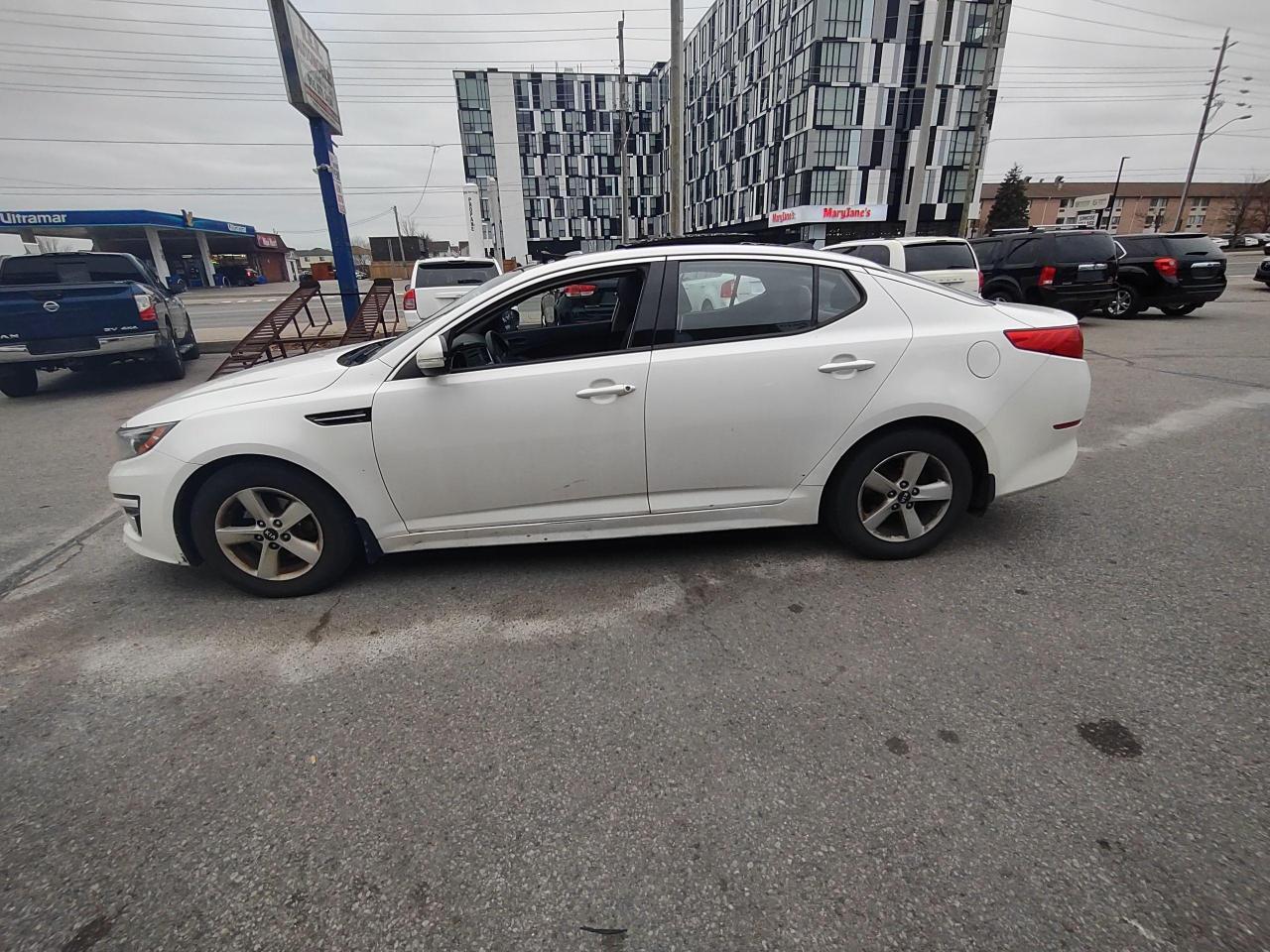 Used 2015 Kia Optima 4dr Sdn Auto LX for sale in Oshawa, ON