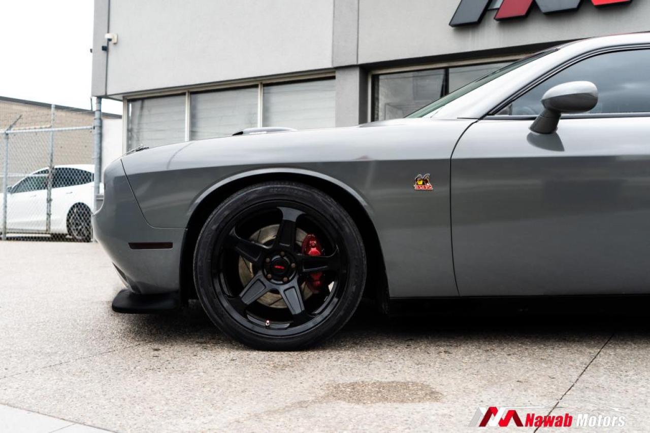 2016 Dodge Challenger SCATPACK 392 HEMI|SUNROOF|RED INTERIOR|BREMBO BRAKES|ALLOYS| Photo3